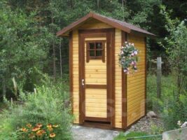 Выбор дачного деревянного туалета