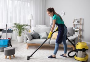 Профессиональная уборка квартиры: как обеспечить безупречную чистоту с помощью экспертов